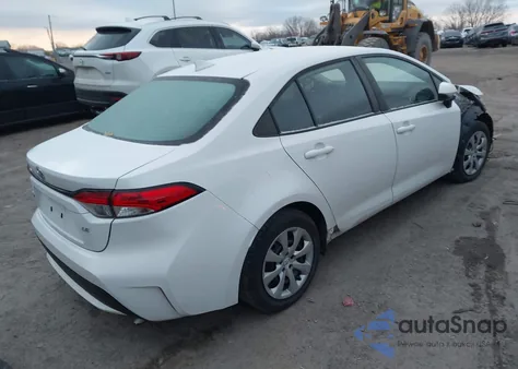 2022 Toyota Corolla Le z USA, uszkodzony, nr VIN 5YFEPMAE2NP304916